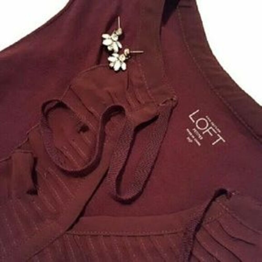 Ann Taylor LOFT Sleeveless Ruffle Top
